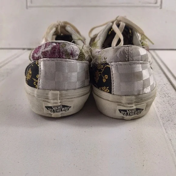 Vans Off The Wall Womens Patchwork Floral White 8 - Picture 3 of 6
